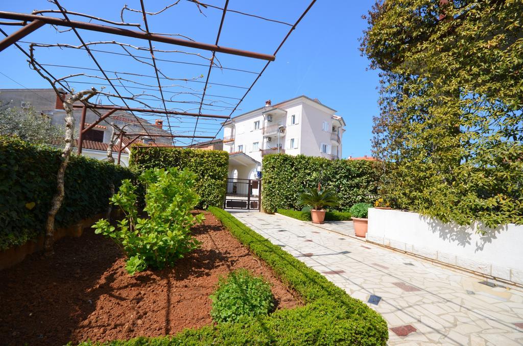 Apartments Milan Rovinj Eksteriør billede